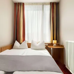 Amedia Express Passau, Trademark Collection By Wyndham Hotel