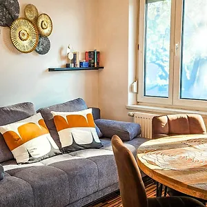  Apartment A - Garage, Stilvoll, Modern & Cozy Im Zentrum Von